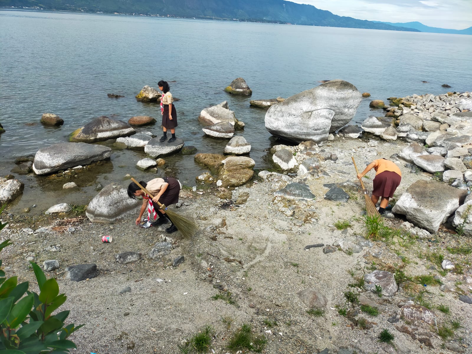 Kegiatan Jum'at Bersih