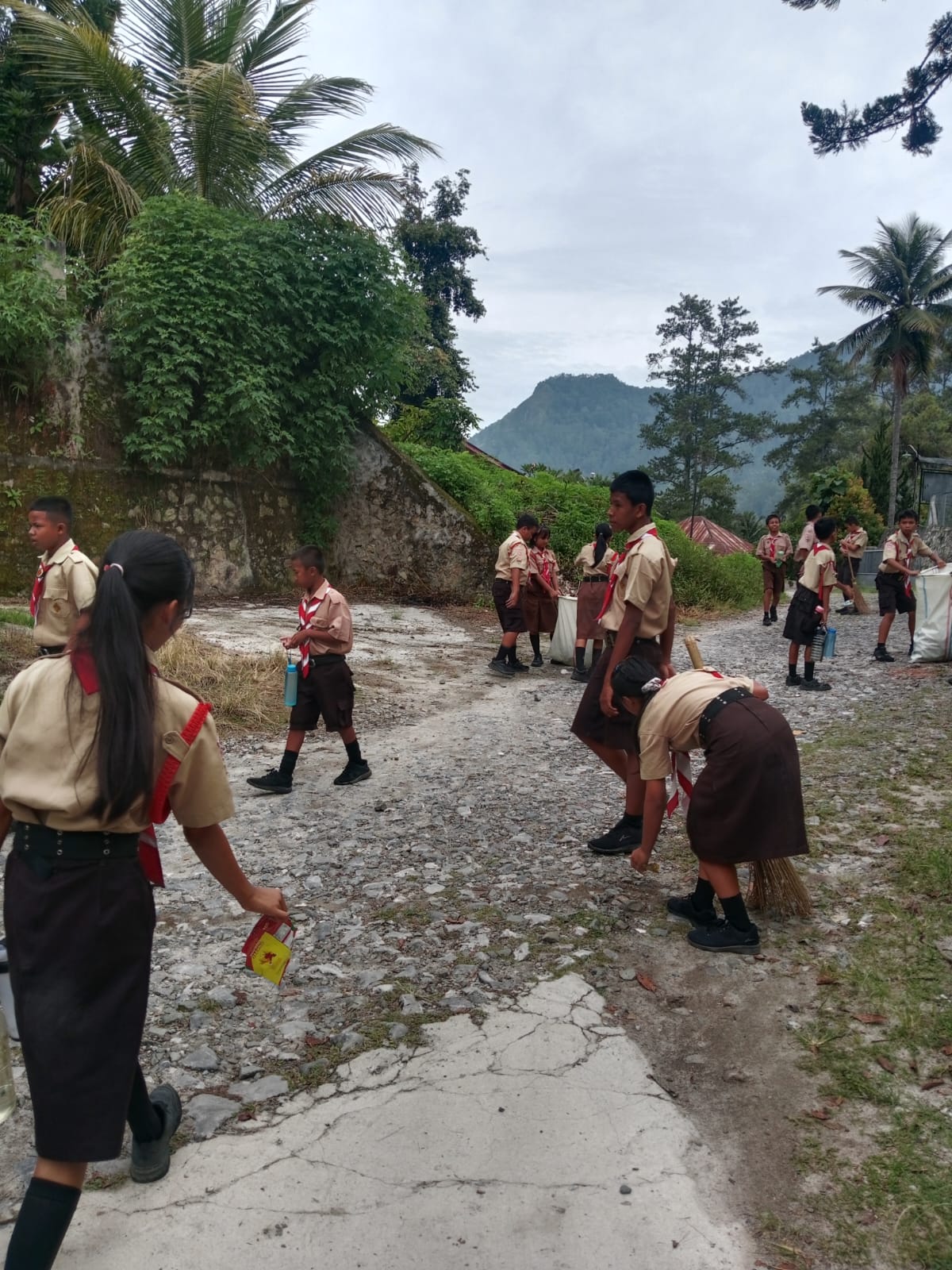 Kegiatan Jum'at Bersih